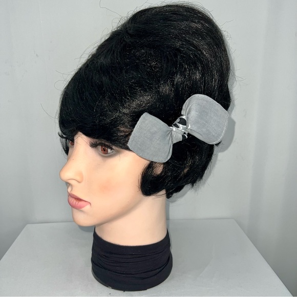 Gray Paisley Rockabilly Bandana Knotted Hair Bow - Picture 6 of 11